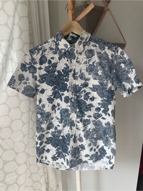 SATURDAYS SURF NYC Men's White Short-Sleeve Button-Up Shirt Blue Floral Print XS